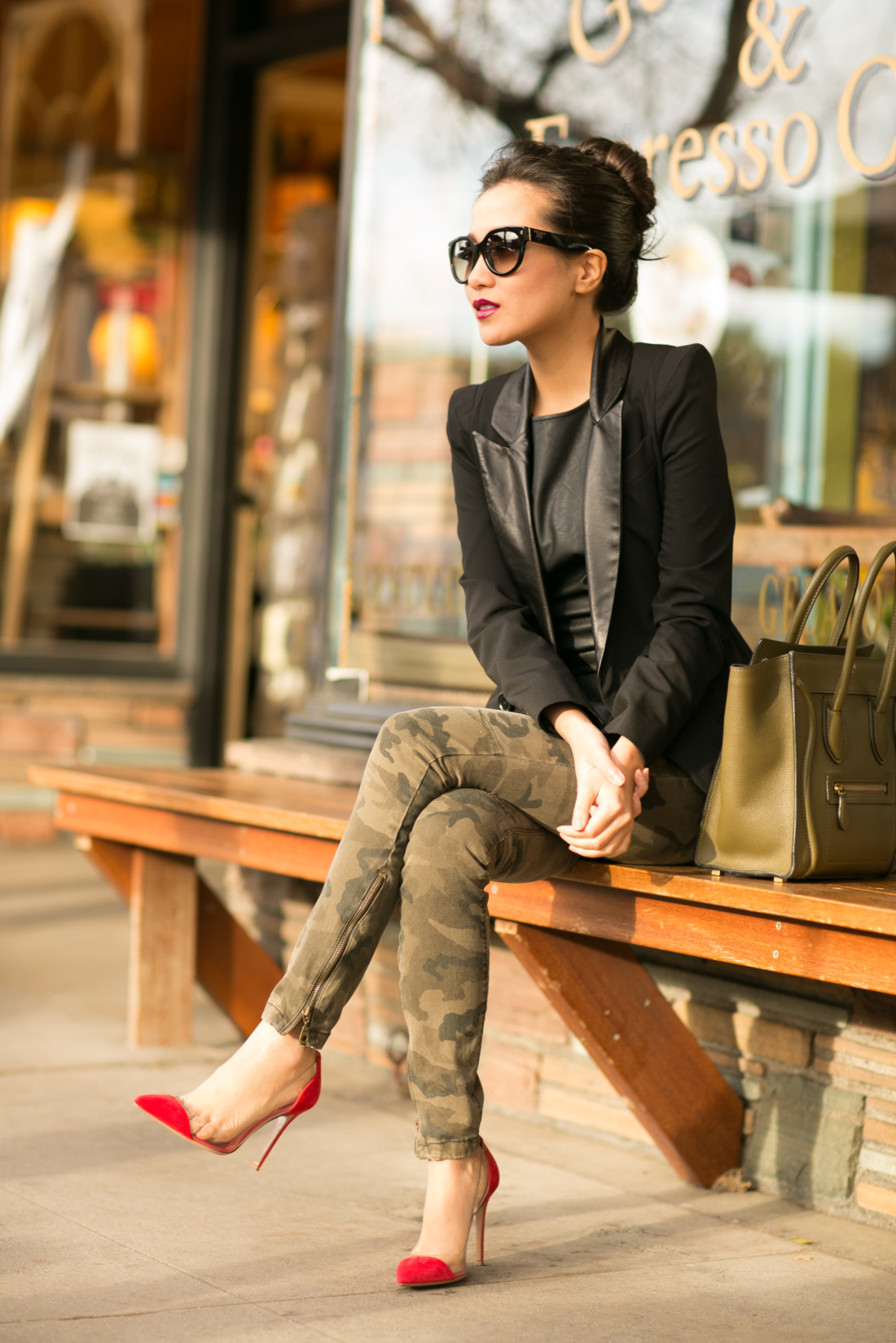 Structured Camo :: Leather trim blazer & Olive details - Wendy's Lookbook