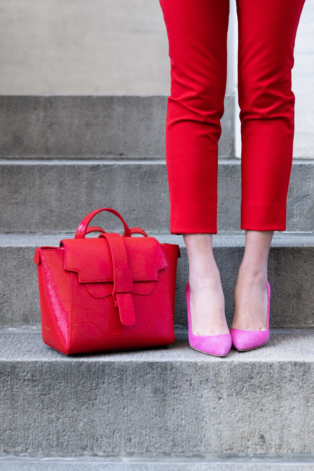 Triple Red :: Crimson blazer & Valentino rockstud bag - Wendy's Lookbook